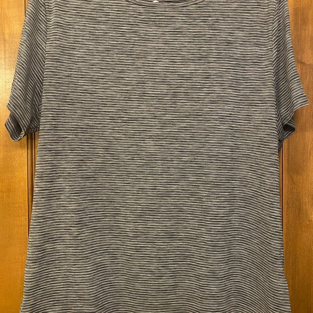 ZYIA Black and White Striped Activewear Top